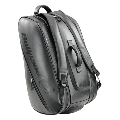 Paletero Bullpadel Casual Negro 2025