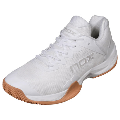 NOX TENIS DE PADEL NERBO BLANCAS CON SUELA CAREMELO