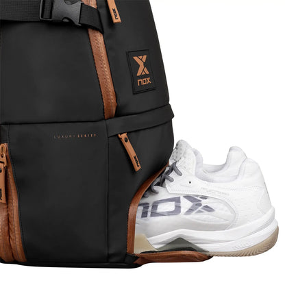 MOCHILA NOX LUXURY OPEN SERIES NEGRO MARRÓN